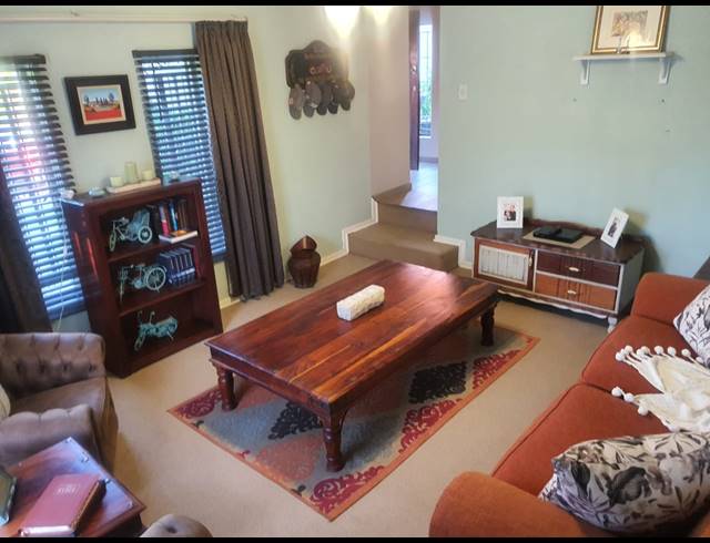 3 BEDROOM HOUSE FOR SALE IN SAFARI GARDENS